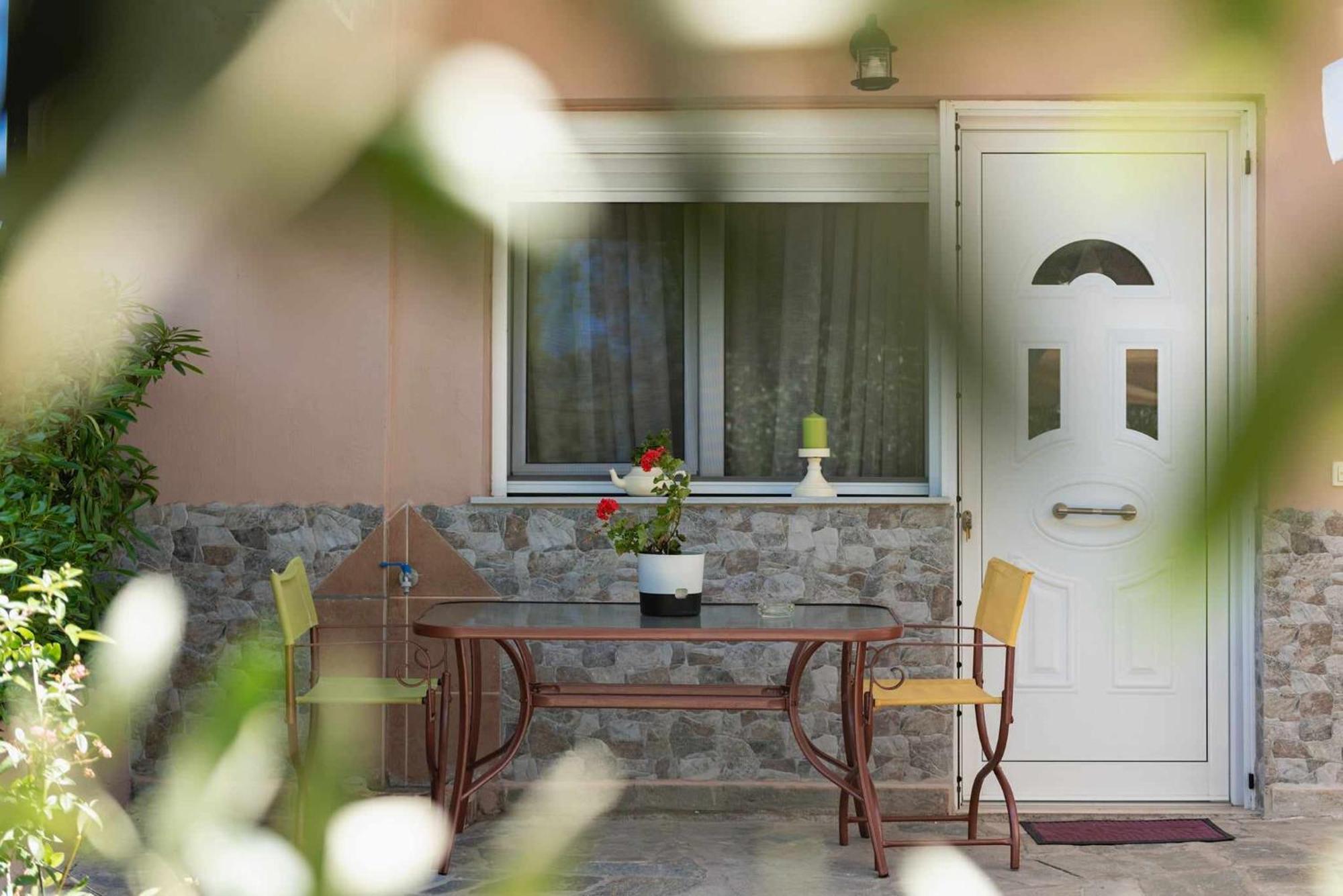 Apartamento Alexandra'S Garden Paliouri Exterior foto