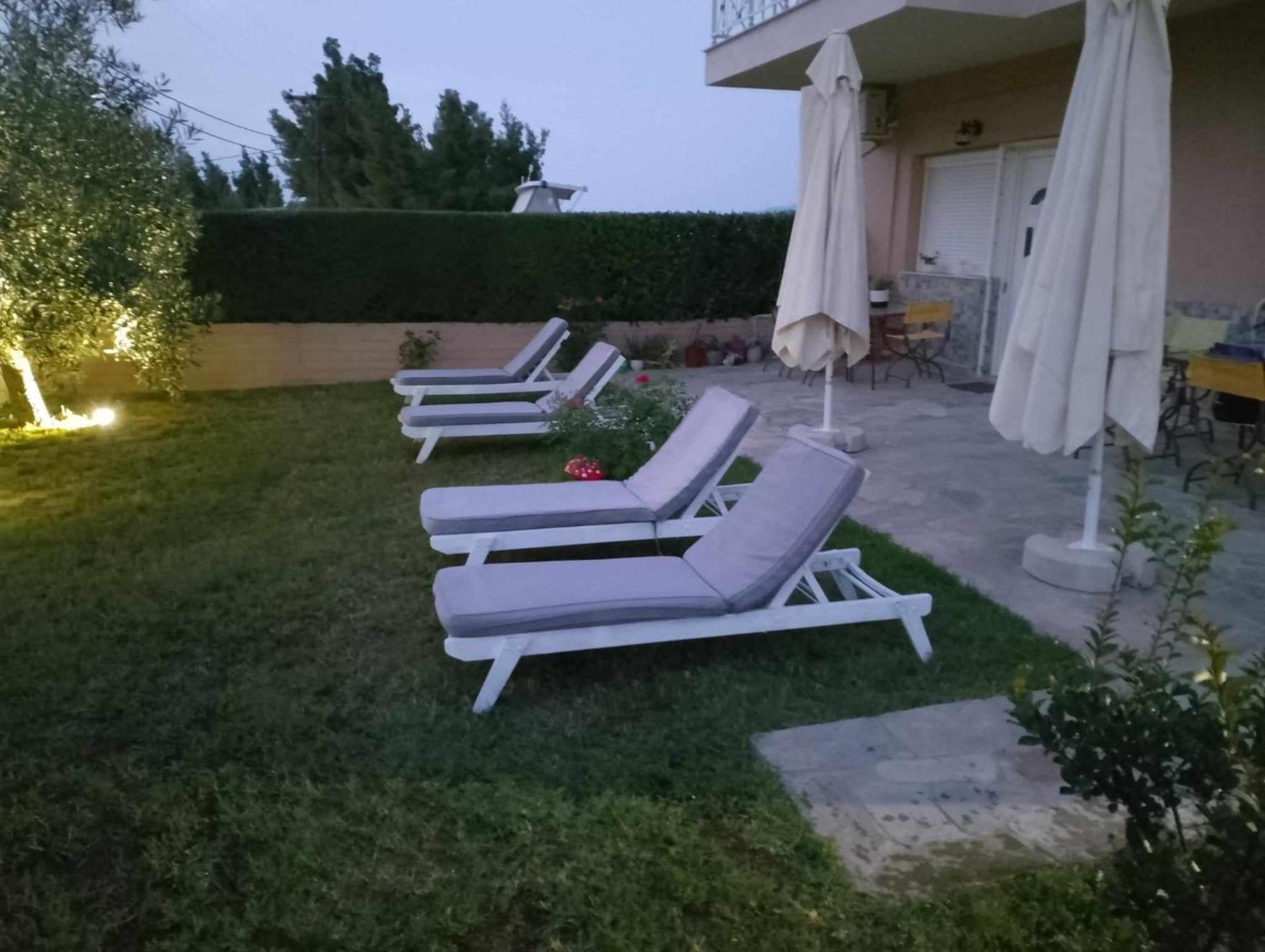 Apartamento Alexandra'S Garden Paliouri Exterior foto